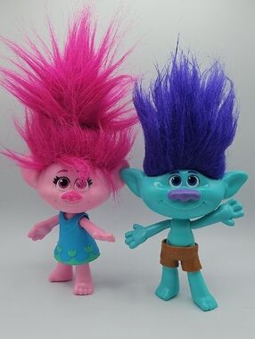 2019 Hasbro Trolls Poppy And Branch